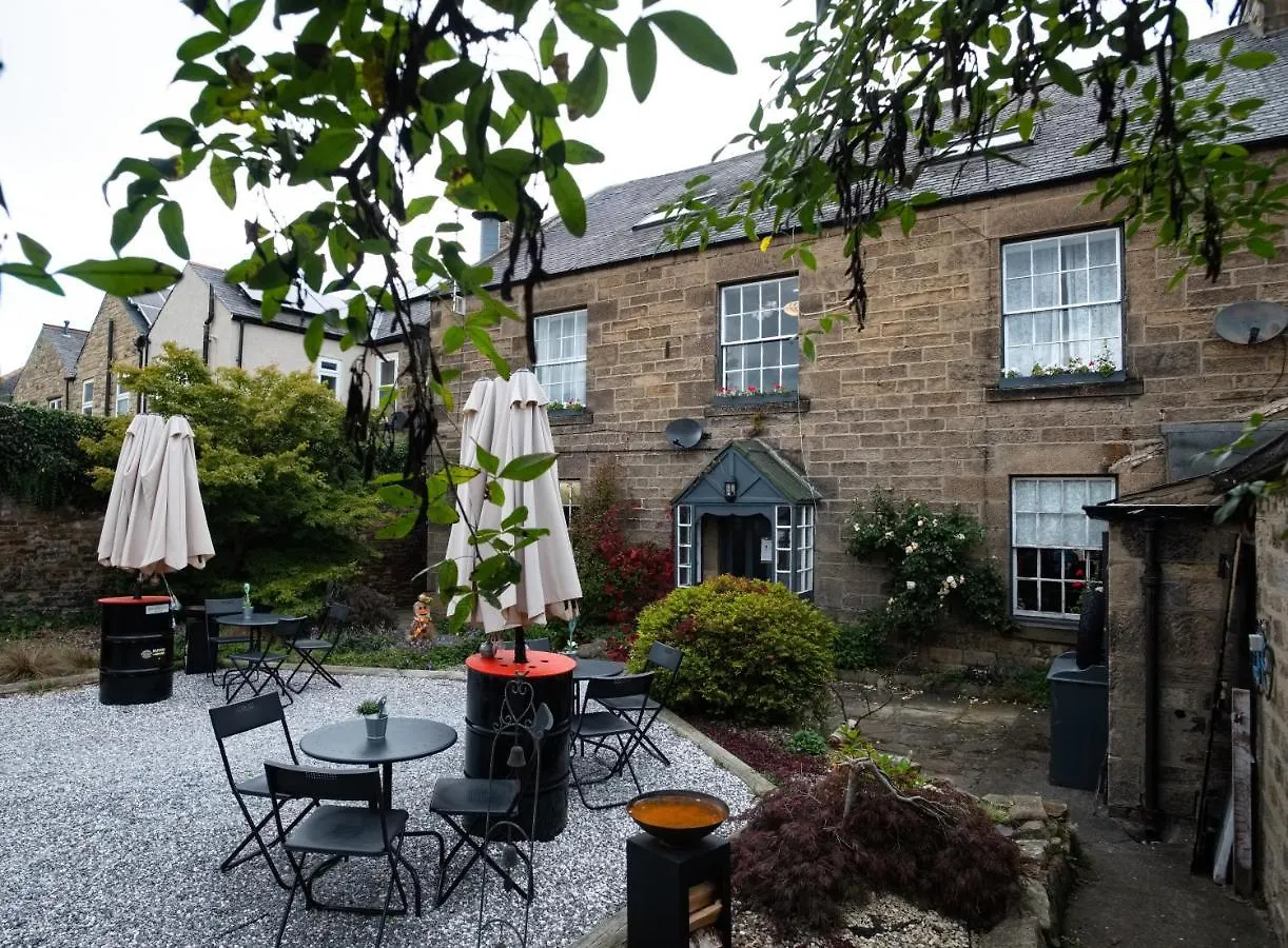 Laburnum Guest House At Bistro En Glaze Wylam