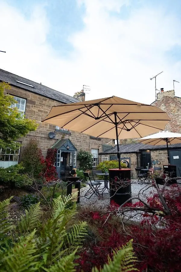 Laburnum Guest House At Bistro En Glaze Wylam 3*,